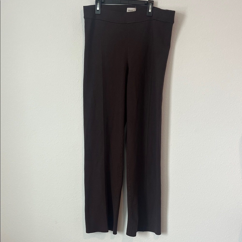 Stretch Straight-Leg Pants in Dark Brown